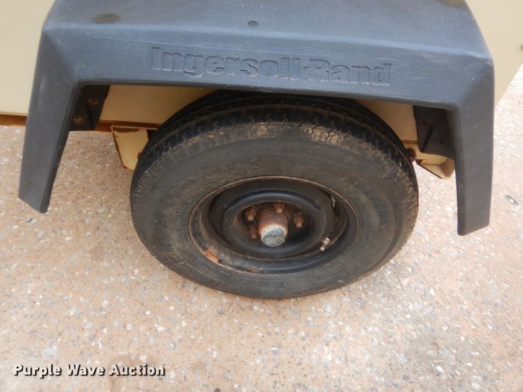 image for item HW9179 2008 Ingersoll Rand Lightsource A  light plant