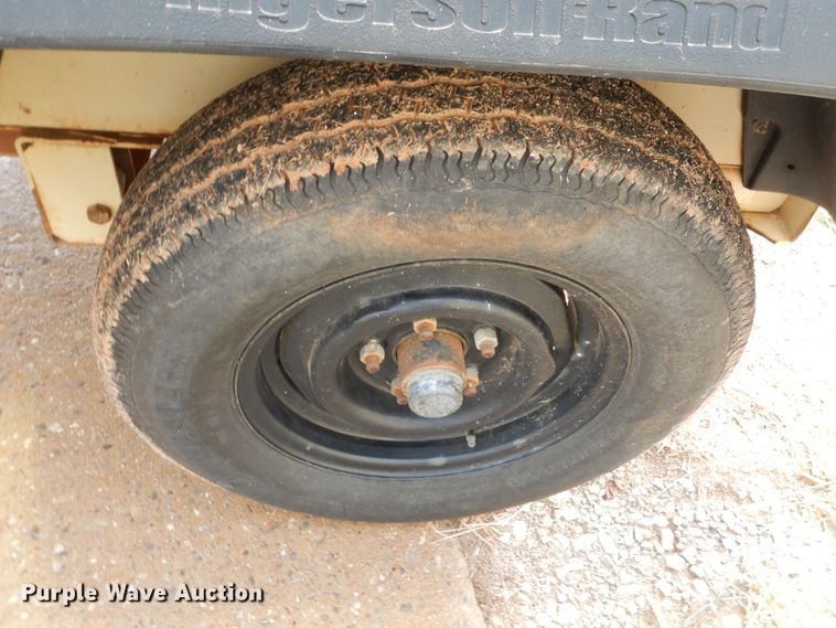 image for item HW9180 2008 Ingersoll Rand Lightsource A  light plant