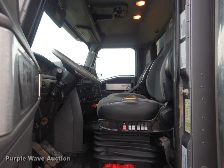 image for item HX9008 2015 Caterpillar CT660  vacuum truck