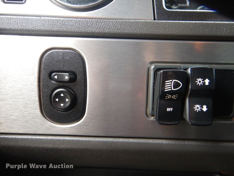 image for item HX9008 2015 Caterpillar CT660  vacuum truck