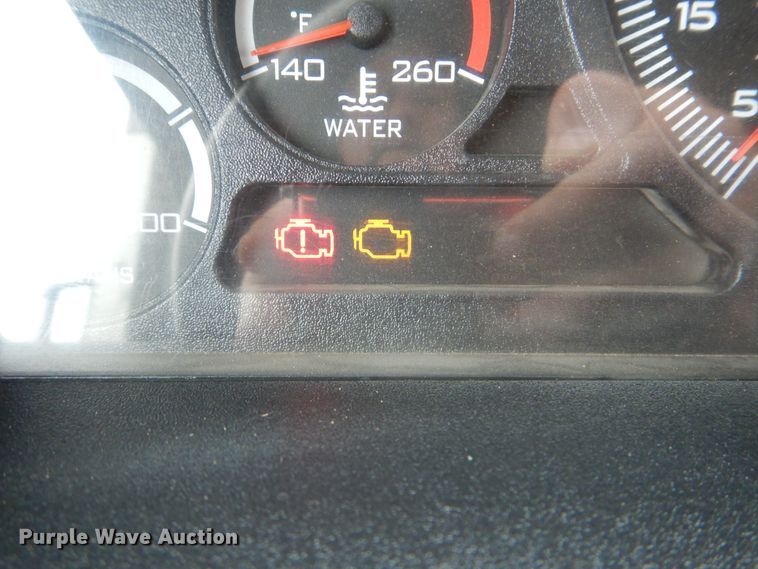 image for item HX9008 2015 Caterpillar CT660  vacuum truck