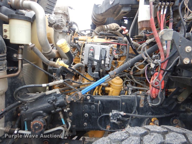 image for item HX9008 2015 Caterpillar CT660  vacuum truck