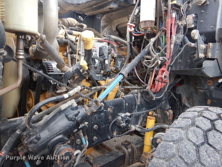 image for item HX9008 2015 Caterpillar CT660  vacuum truck