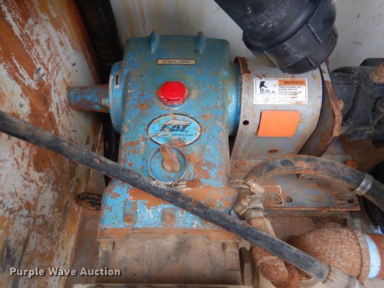 image for item HX9008 2015 Caterpillar CT660  vacuum truck