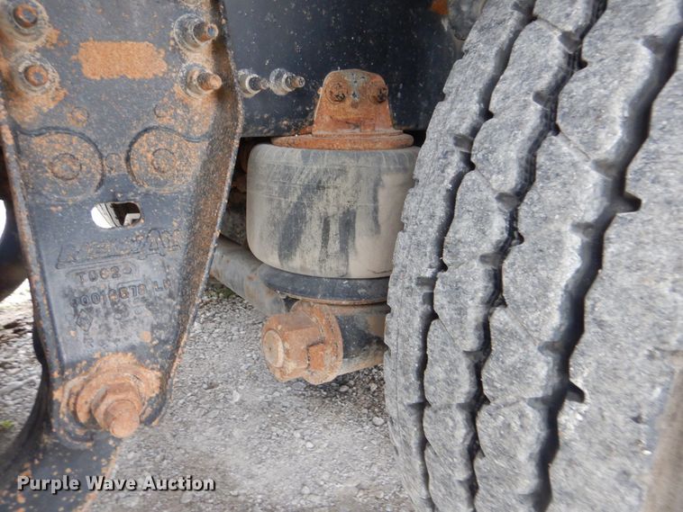 image for item HX9008 2015 Caterpillar CT660  vacuum truck