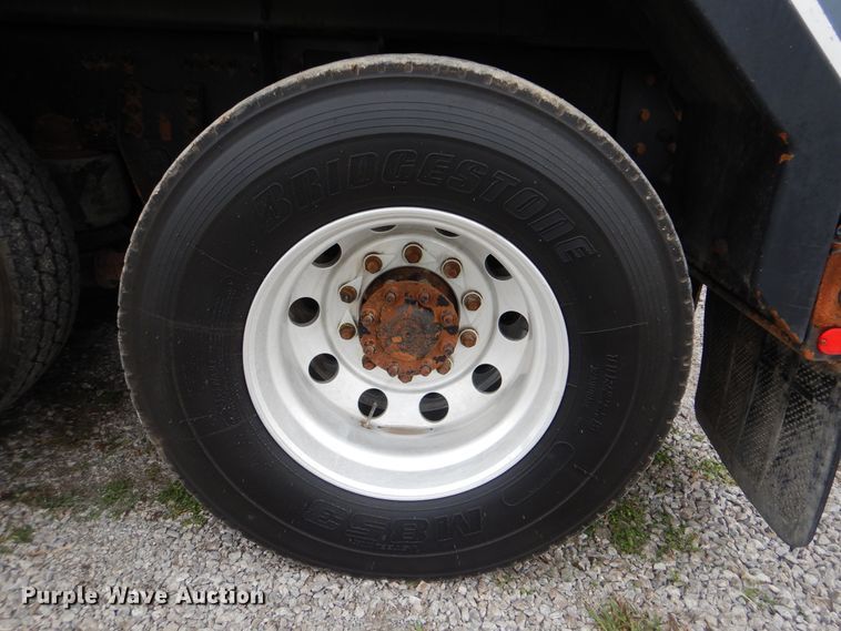 image for item HX9008 2015 Caterpillar CT660  vacuum truck