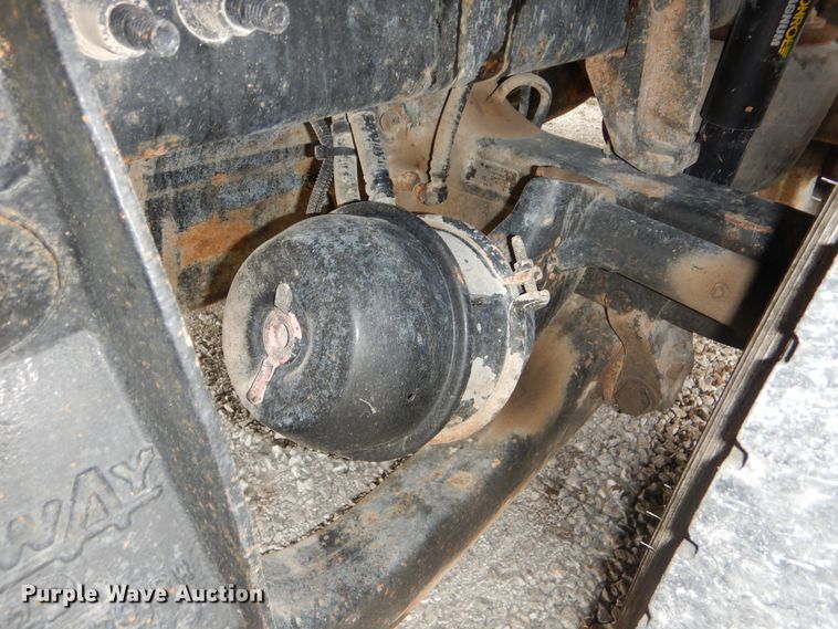 image for item HX9008 2015 Caterpillar CT660  vacuum truck