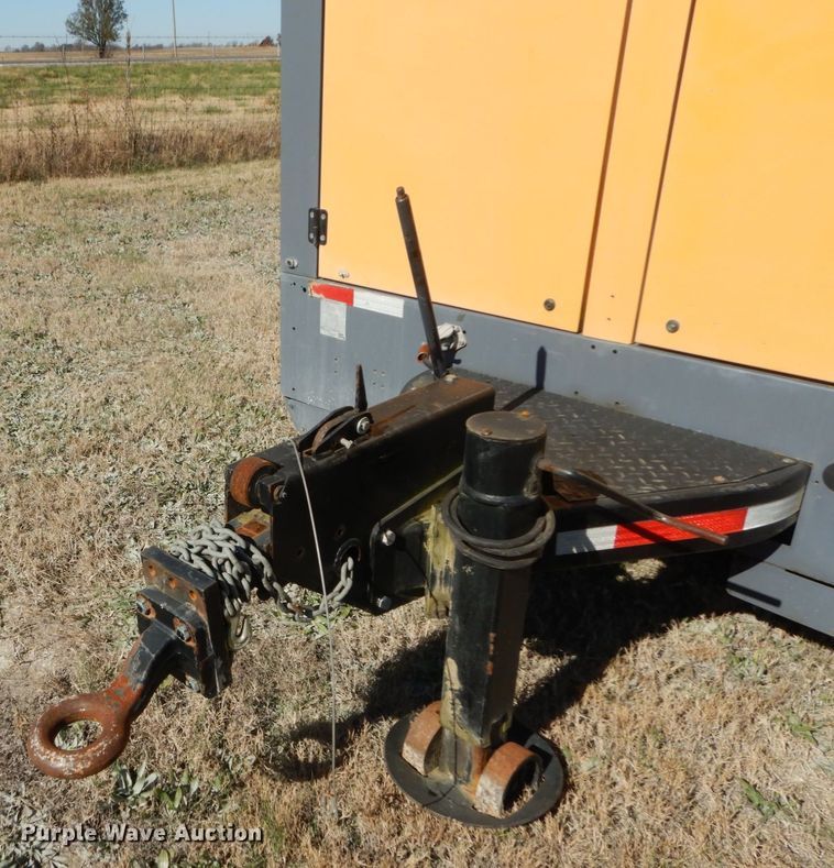 image for item DH0549 2015 Atlas Copco XRVS1000CD6  air compressor