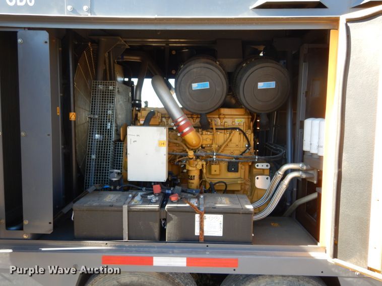 image for item DH0549 2015 Atlas Copco XRVS1000CD6  air compressor
