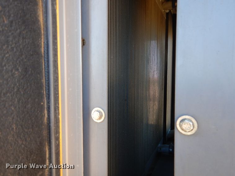 image for item DH0549 2015 Atlas Copco XRVS1000CD6  air compressor