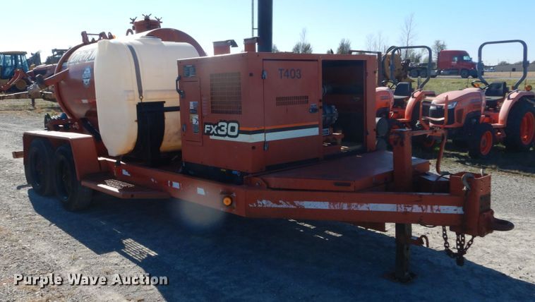 image for item DH0550 2007 Ditch Witch FX30  vacuum excavator