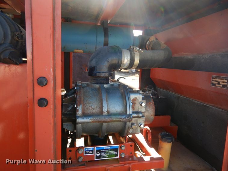 image for item DH0550 2007 Ditch Witch FX30  vacuum excavator