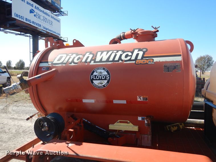image for item DH0550 2007 Ditch Witch FX30  vacuum excavator