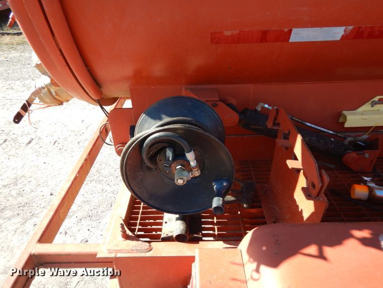 image for item DH0550 2007 Ditch Witch FX30  vacuum excavator