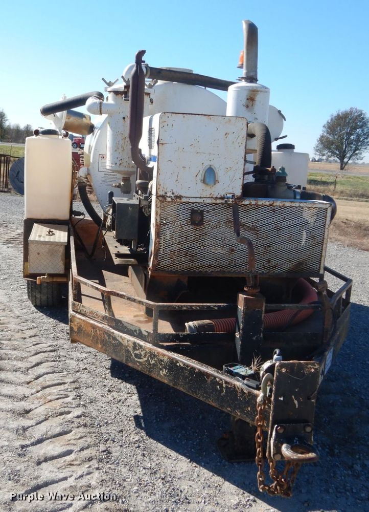 image for item DH0551 2010 Vacstar 800DT  vacuum excavator