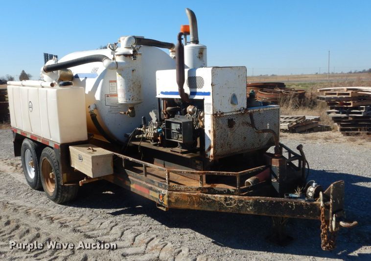 image for item DH0551 2010 Vacstar 800DT  vacuum excavator