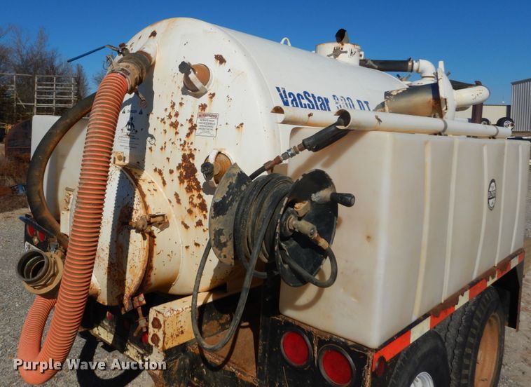 image for item DH0551 2010 Vacstar 800DT  vacuum excavator