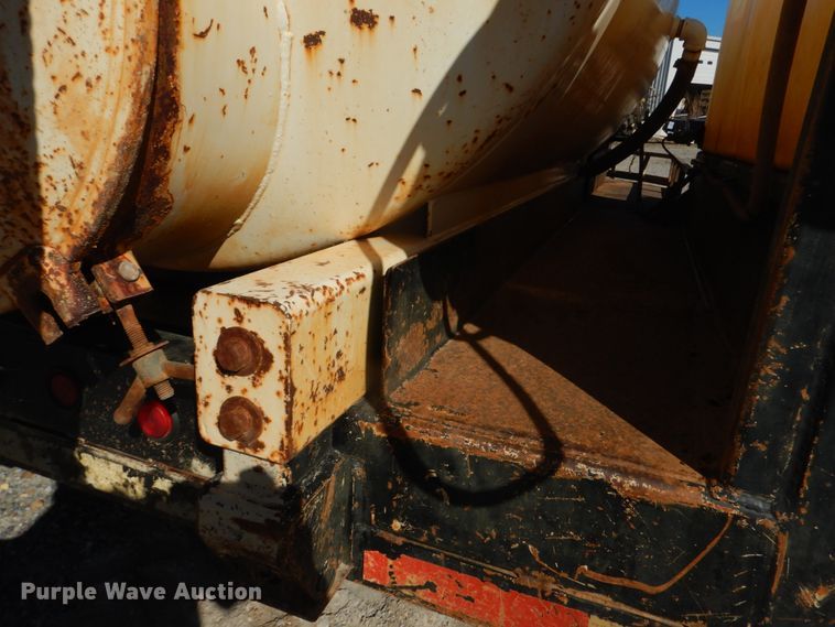 image for item DH0551 2010 Vacstar 800DT  vacuum excavator