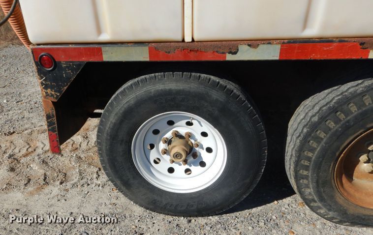 image for item DH0551 2010 Vacstar 800DT  vacuum excavator