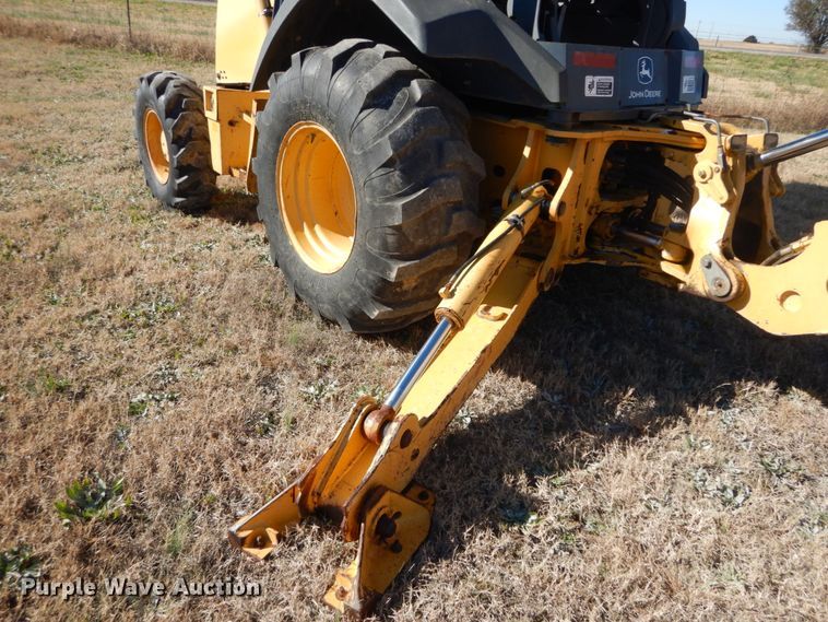 image for item DH0553 2006 John Deere 310SG  backhoe