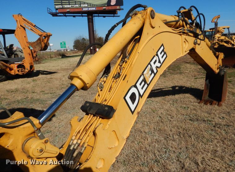 image for item DH0553 2006 John Deere 310SG  backhoe