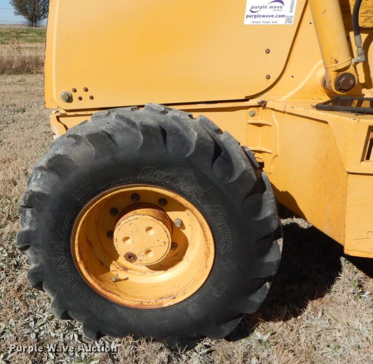 image for item DH0553 2006 John Deere 310SG  backhoe