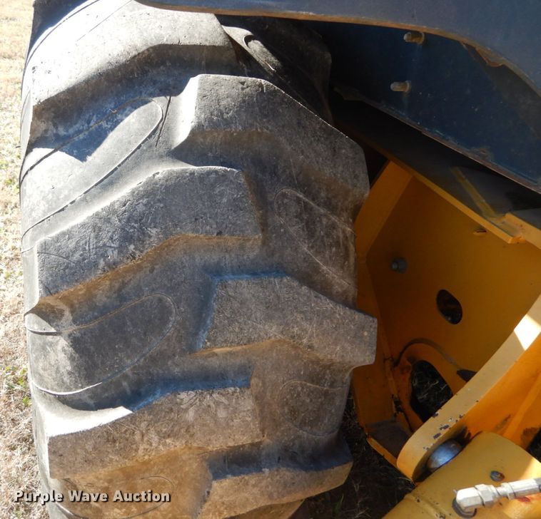 image for item DH0553 2006 John Deere 310SG  backhoe