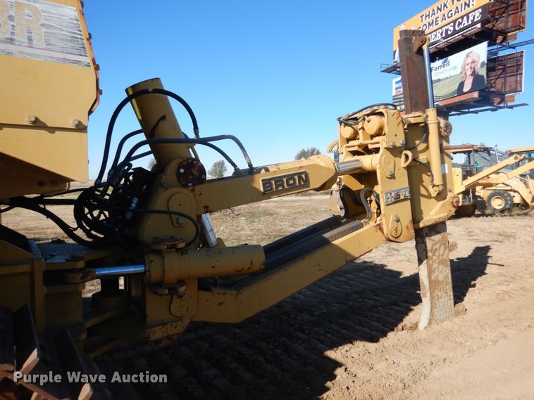 image for item DH0554 1998 Caterpillar D8R  cable plow