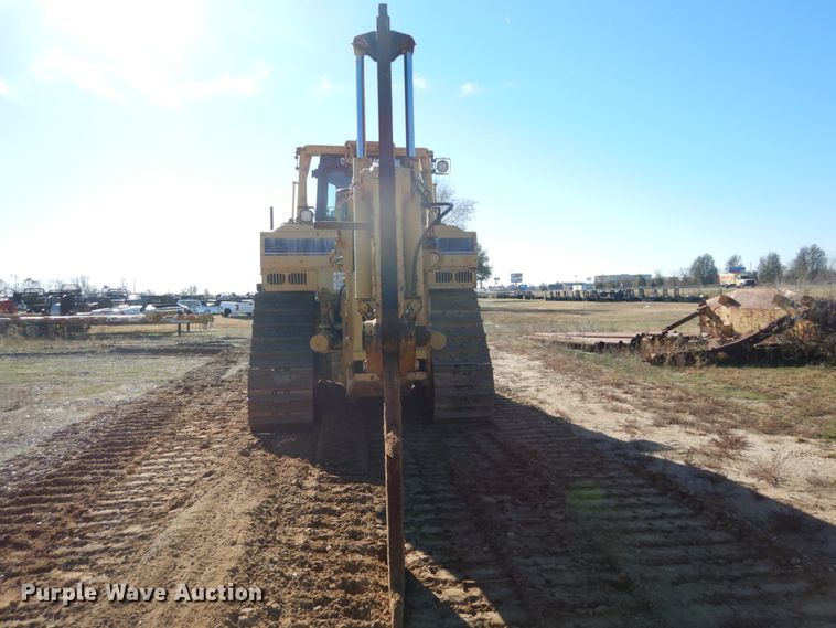 image for item DH0554 1998 Caterpillar D8R  cable plow