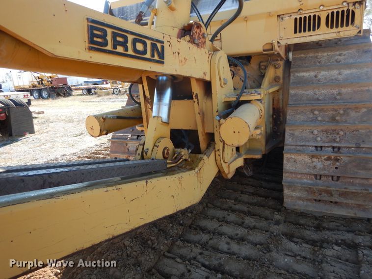 image for item DH0554 1998 Caterpillar D8R  cable plow