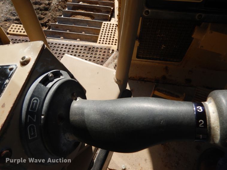 image for item DH0554 1998 Caterpillar D8R  cable plow