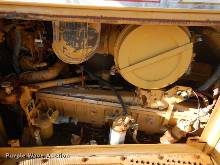 image for item DH0554 1998 Caterpillar D8R  cable plow