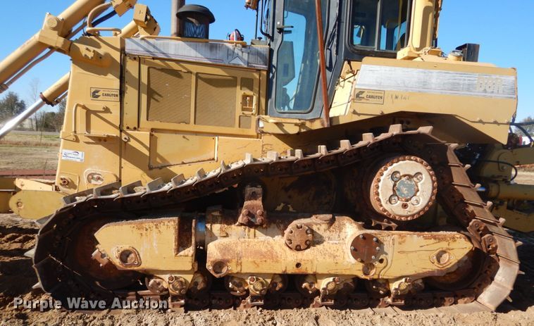 image for item DH0554 1998 Caterpillar D8R  cable plow