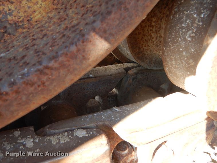 image for item DH0554 1998 Caterpillar D8R  cable plow