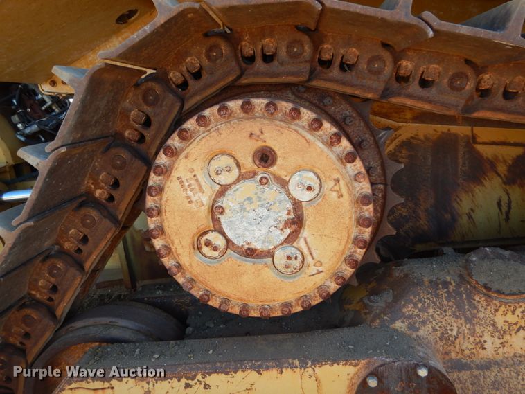 image for item DH0554 1998 Caterpillar D8R  cable plow