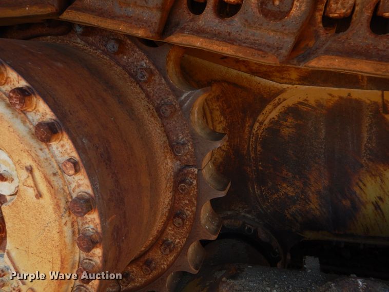 image for item DH0554 1998 Caterpillar D8R  cable plow