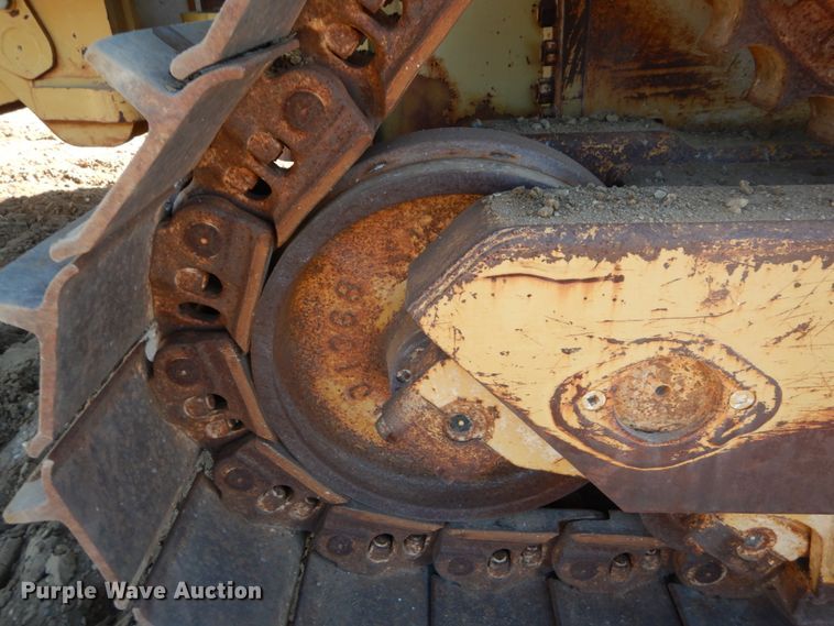 image for item DH0554 1998 Caterpillar D8R  cable plow