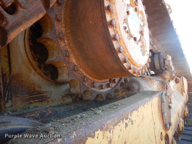 image for item DH0554 1998 Caterpillar D8R  cable plow