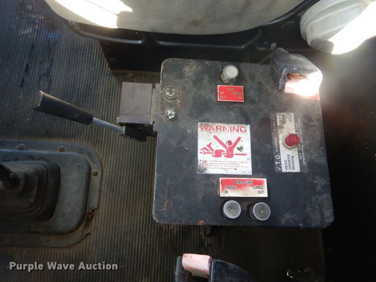 image for item DH0555 2005 Peterbilt 379  semi truck