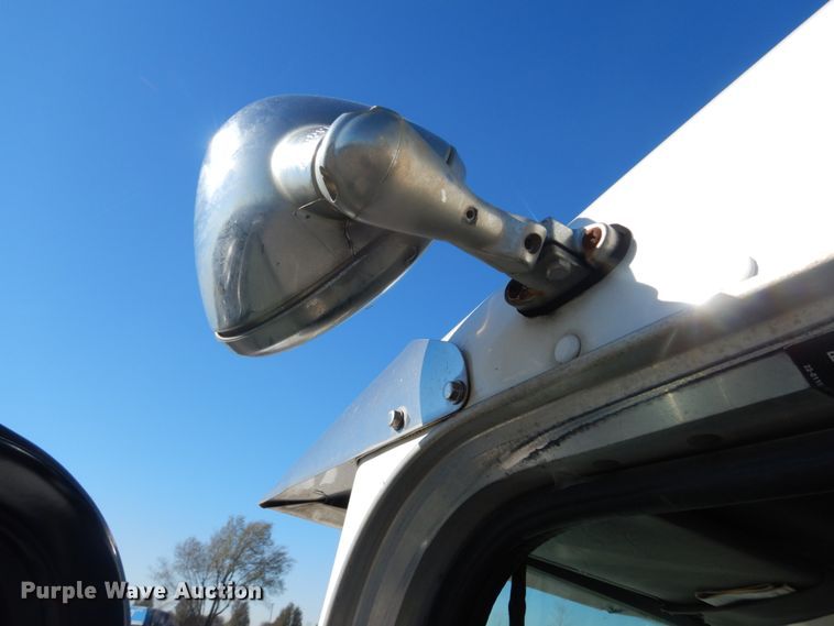 image for item DH0555 2005 Peterbilt 379  semi truck