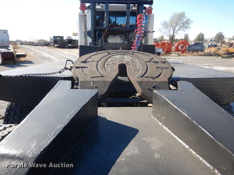 image for item DH0555 2005 Peterbilt 379  semi truck