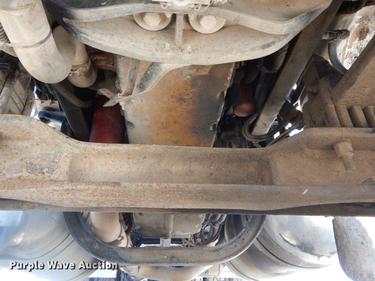 image for item DH0556 2005 Peterbilt 378  semi truck