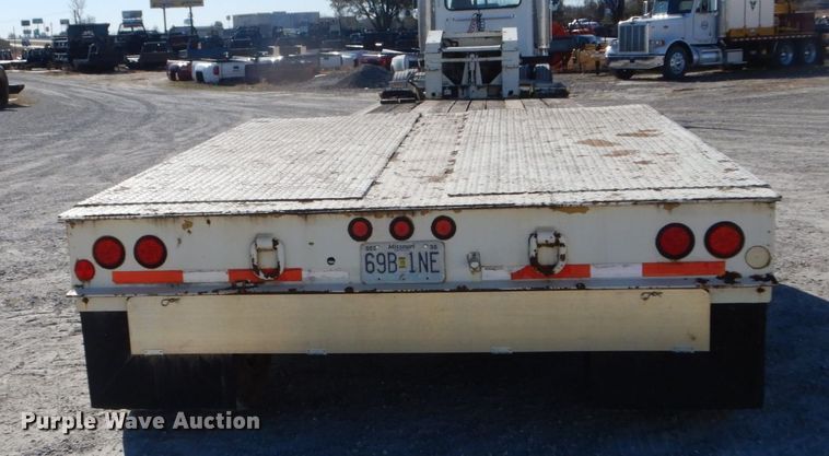image for item DH0557 1994 Eager Beaver 50GSL lowboy equipment trailer