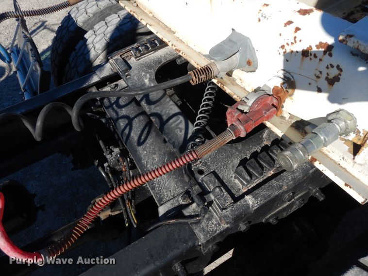 image for item DH0557 1994 Eager Beaver 50GSL lowboy equipment trailer