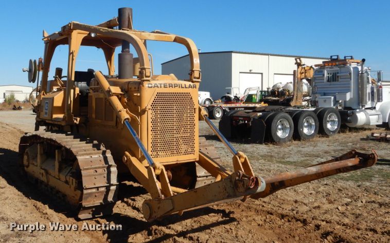 image for item DH0559 1978 Caterpillar D6D  cable plow