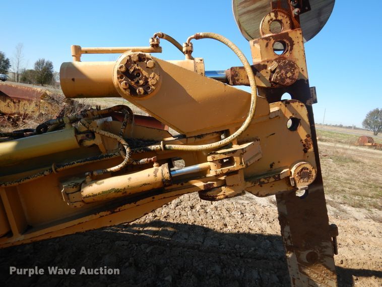 image for item DH0559 1978 Caterpillar D6D  cable plow