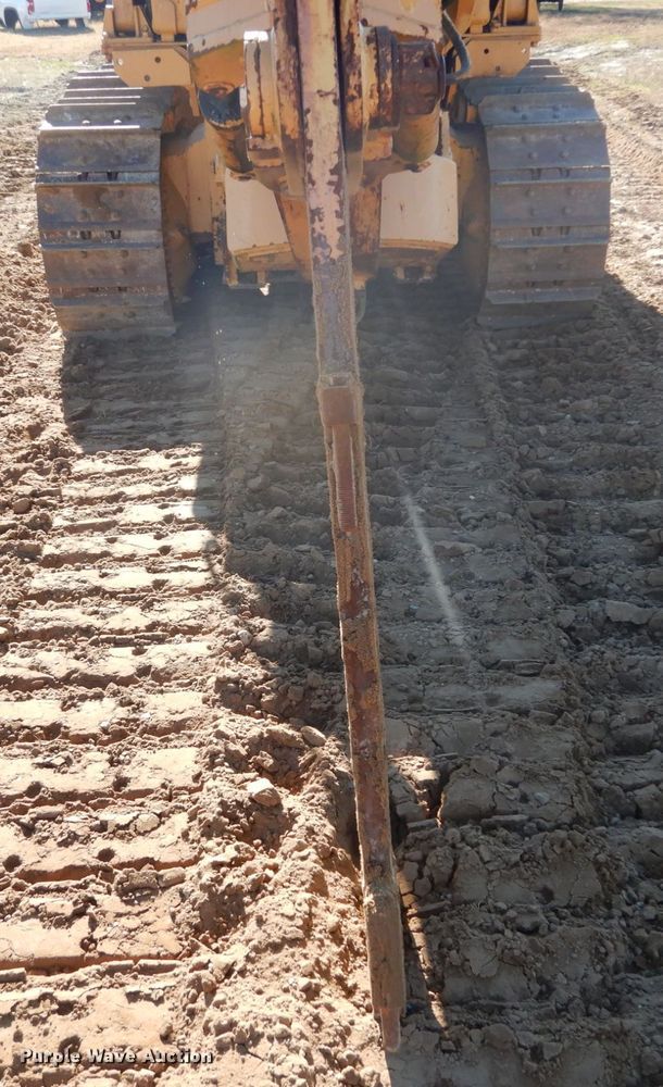 image for item DH0559 1978 Caterpillar D6D  cable plow