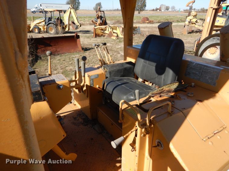 image for item DH0559 1978 Caterpillar D6D  cable plow