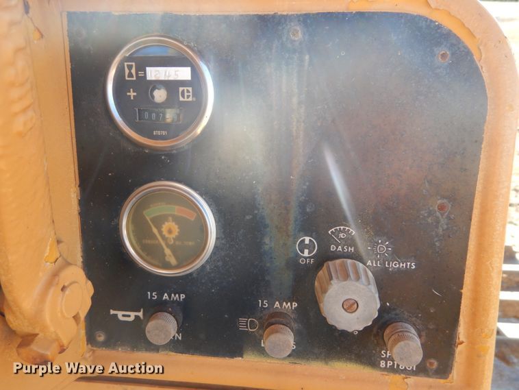 image for item DH0559 1978 Caterpillar D6D  cable plow