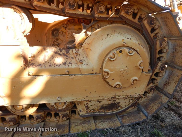 image for item DH0559 1978 Caterpillar D6D  cable plow